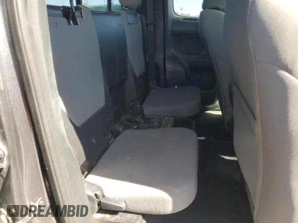 ✅ 2017 Toyota Tacoma SR5 • VIN: 5TFSZ5AN1HX053606 • Lot: 81950205. Wystawiony na Copart z przebiegiem 99 772 mil. Bezpłatny archiwum sprzedaży aukcyjnych z USA i szczegółowy raport historii pojazdu na DreamBid. Zdjęcie 10.