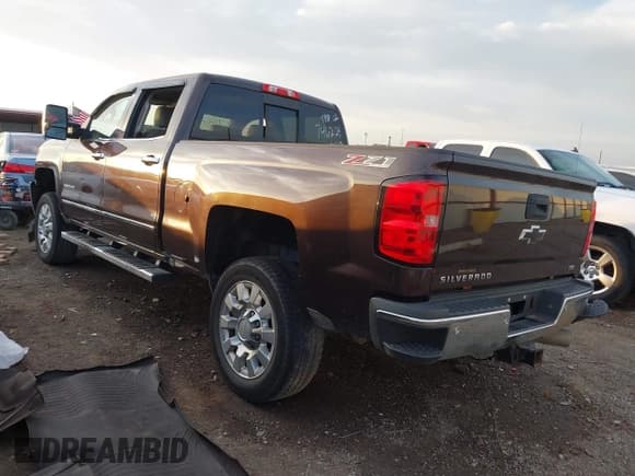 ✅ 2016 Chevrolet Silverado 2500HD LTZ • VIN: 1GC1KWE84GF127700 • Lot: 41120551. Listed on IAAI with 153,077 mi. Free auction sales archive from the USA and detailed vehicle history report at DreamBid. Image 3.