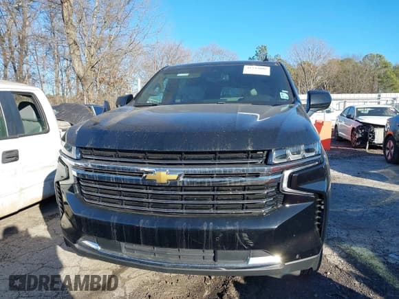 ✅ 2023 Chevrolet Suburban LT • VIN: 1GNSCCKD4PR411304 • Lot: 41243006. Listed on IAAI with 41,830 mi. Free auction sales archive from the USA and detailed vehicle history report at DreamBid. Image 12.