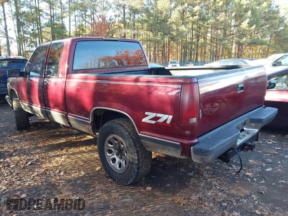 ✅ 1996 Chevrolet Silverado 1500 • VIN: 1GCEK19M3TE118112 • Лот: 43754878. Опубликован ранее на IAAI с пробегом 363 305 миль. Бесплатный доступ к архиву аукционных продаж из США и подробный отчёт об истории автомобиля на DreamBid. Изображение 3.