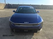 ✅ 2025 Kia K4 LXS • VIN: 3KPFT4DE1SE060037 • Lot: 92843675. Wystawiony na Copart z przebiegiem 13 833 mil. Bezpłatny archiwum sprzedaży aukcyjnych z USA i szczegółowy raport historii pojazdu na DreamBid. Zdjęcie 5.