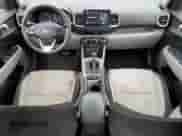 2020 Hyundai Venue SEL z VIN KMHRC8A3XLU024532, wystawiony jako Copart lot #90305255 z przebiegiem 53 307 mil mil oraz Szkoda całkowita • Salvage title. Historia ofert i sprzedaży dostępna na DreamBid. Obrazek 8.