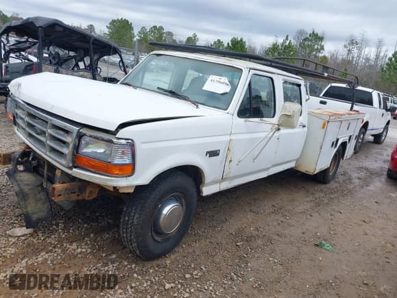 ✅ 1997 Ford F-250 • VIN: 1FTHW25F9VEA04505 • Lot: 41396056. Wystawiony na IAAI z przebiegiem 287 294 mil. Bezpłatny archiwum sprzedaży aukcyjnych z USA i szczegółowy raport historii pojazdu na DreamBid. Zdjęcie 2.