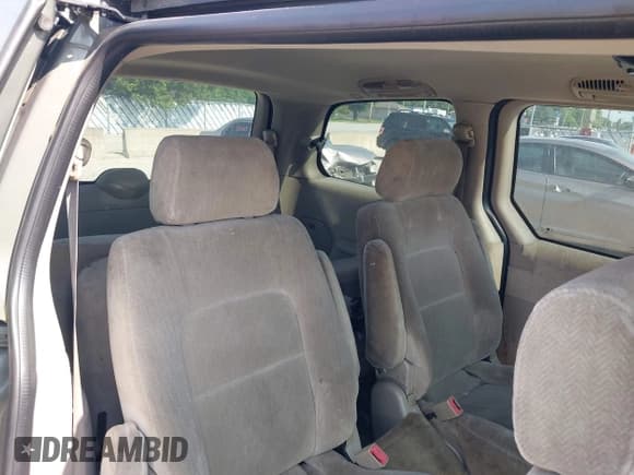 ✅ 2004 Kia Sedona LX • VIN: KNDUP131146597878 • Lot: 42677582. Listed on IAAI with 135,362 mi. Free auction sales archive from the USA and detailed vehicle history report at DreamBid. Image 8.