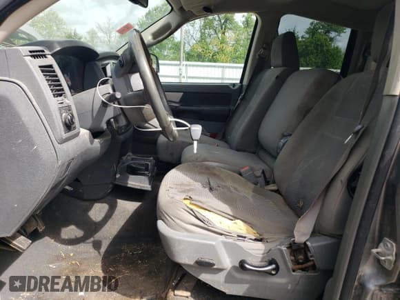 ✅ 2008 Dodge 1500 SLT • VIN: 1D7HU18208S601403 • Lot: 54615345. Wystawiony na Copart z przebiegiem 245 810 mil. Bezpłatny archiwum sprzedaży aukcyjnych z USA i szczegółowy raport historii pojazdu na DreamBid. Zdjęcie 7.