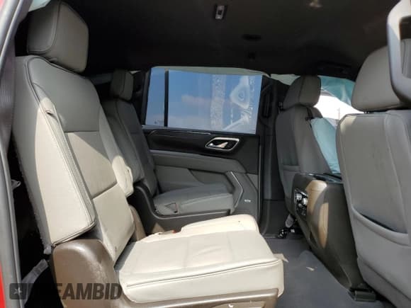 ✅ 2024 GMC Yukon XL SLT • VIN: 1GKS1GKD7RR365416 • Lot: 55903165. Wystawiony na Copart z przebiegiem 12 195 mil. Bezpłatny archiwum sprzedaży aukcyjnych z USA i szczegółowy raport historii pojazdu na DreamBid. Zdjęcie 11.