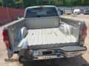 2003 Chevrolet Silverado 1500 LS с VIN 2GCEC19X331342392, выставлен на аукционе IAAI как лот 43055435 с пробегом 227 326 миль миль и . История ставок и продаж доступна на DreamBid. Изображение 17.