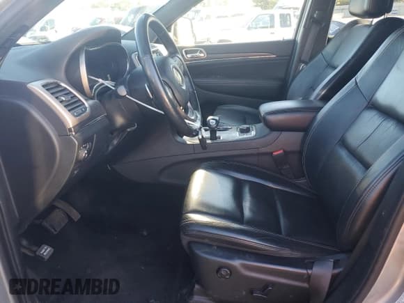 ✅ 2015 Jeep Grand Cherokee Limited • VIN: 1C4RJFBM4FC111049 • Lot: 84440535. Listed on Copart with 213,585 mi. Free auction sales archive from the USA and detailed vehicle history report at DreamBid. Image 7.