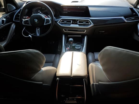 ✅ 2023 BMW X6 M • VIN: 5YMCY0C03P9R38069 • Лот: 59280065. Опубликован ранее на Copart с пробегом 30 728 миль. Бесплатный доступ к архиву аукционных продаж из США и подробный отчёт об истории автомобиля на DreamBid. Изображение 8.