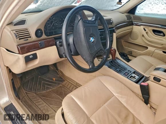 ✅ 1998 BMW 7 Series 740i • VIN: WBAGF8324WDL52733 • Lot: 95207685. Wystawiony na Copart z przebiegiem Nie podano. Bezpłatny archiwum sprzedaży aukcyjnych z USA i szczegółowy raport historii pojazdu na DreamBid. Zdjęcie 8.