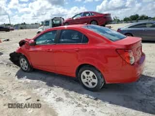 2014 Chevrolet Sonic LS с VIN 1G1JA5SH6E4128074, выставлен на аукционе Copart как лот 69489934 с пробегом 104 912 миль миль и Списание • Salvage title. История ставок и продаж доступна на DreamBid. Изображение 2.