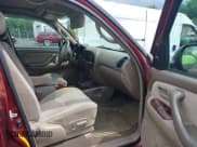 ✅ 2004 Toyota Sequoia SR5 • VIN: 5TDBT44A14S205243 • Лот: 42738764. Опубликован ранее на IAAI с пробегом 184 303 миль. Бесплатный доступ к архиву аукционных продаж из США и подробный отчёт об истории автомобиля на DreamBid. Изображение 5.