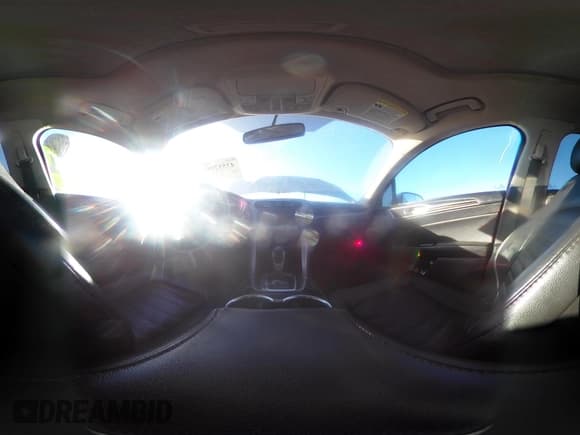 ✅ 2016 Ford Fusion SE • VIN: 3FA6P0T92GR100553 • Lot: 43512085. Wystawiony na IAAI z przebiegiem 205 222 mil. Bezpłatny archiwum sprzedaży aukcyjnych z USA i szczegółowy raport historii pojazdu na DreamBid. Zdjęcie 17.