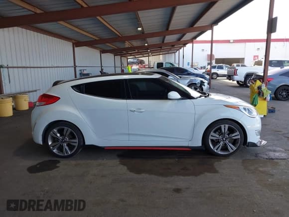 ✅ 2012 Hyundai Veloster w/Gray Int • VIN: KMHTC6AD0CU060801 • Lot: 41881077. Wystawiony na IAAI z przebiegiem 113 912 mil. Bezpłatny archiwum sprzedaży aukcyjnych z USA i szczegółowy raport historii pojazdu na DreamBid. Zdjęcie 13.