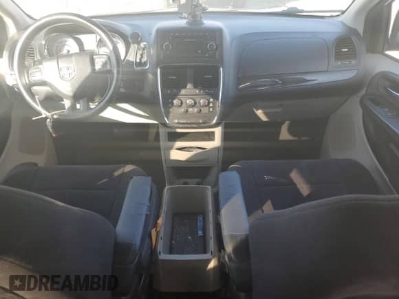 2014 Dodge Grand Caravan SE with VIN 2C4RDGBG3ER174334, listed as a Copart auction lot 90400355 with 209,004 mi miles and Clean title. Bid and sale history available at DreamBid. Image 8.