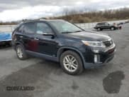 ✅ 2014 Kia Sorento LX • VIN: 5XYKTCA64EG505805 • Лот: 93074435. Опубликован ранее на Copart с пробегом 156 694 миль. Бесплатный доступ к архиву аукционных продаж из США и подробный отчёт об истории автомобиля на DreamBid. Изображение 4.