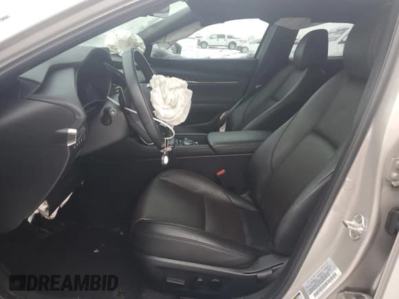 ✅ 2024 Mazda 3 Premium Plus • VIN: JM1BPBNY7R1652507 • Lot: 88112005. Listed on Copart with 16,587 mi. Free auction sales archive from the USA and detailed vehicle history report at DreamBid. Image 7.