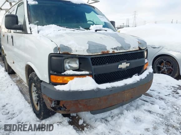 ✅ 2009 Chevrolet Express Cargo • VIN: 1GCGG25C491132775 • Lot: 43849295. Listed on IAAI with 251,860 mi. Free auction sales archive from the USA and detailed vehicle history report at DreamBid. Image 5.