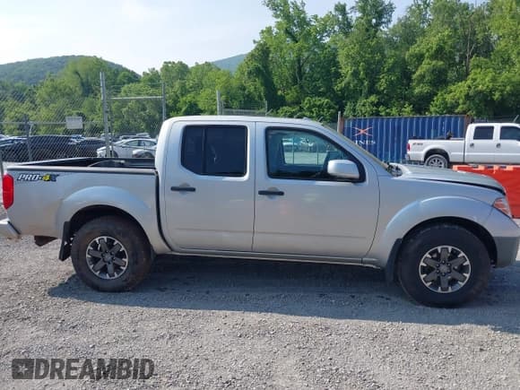 ✅ 2018 Nissan Frontier SV • VIN: 1N6AD0EVXJN743148 • Lot: 42398810. Listed on IAAI with 82,286 mi. Free auction sales archive from the USA and detailed vehicle history report at DreamBid. Image 13.