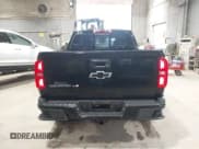 ✅ 2018 Chevrolet Colorado 4WD Z71 • VIN: 1GCGTDEN8J1170569 • Лот: 43600510. Опубликован ранее на IAAI с пробегом 157 198 миль. Бесплатный доступ к архиву аукционных продаж из США и подробный отчёт об истории автомобиля на DreamBid. Изображение 16.