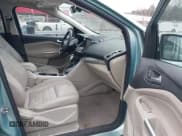 ✅ 2013 Ford Escape SEL • VIN: 1FMCU9HX1DUC32138 • Lot: 41864067. Listed on IAAI with 183,725 mi. Free auction sales archive from the USA and detailed vehicle history report at DreamBid. Image 5.