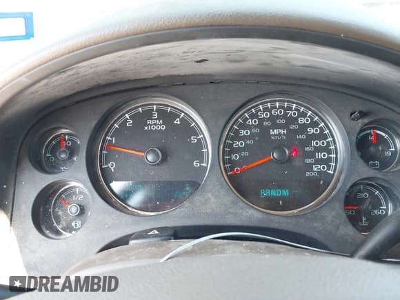 ✅ 2011 Chevrolet Suburban LT • VIN: 1GNSCJE03BR396610 • Lot: 42348029. Listed on IAAI with 249,280 mi. Free auction sales archive from the USA and detailed vehicle history report at DreamBid. Image 7.