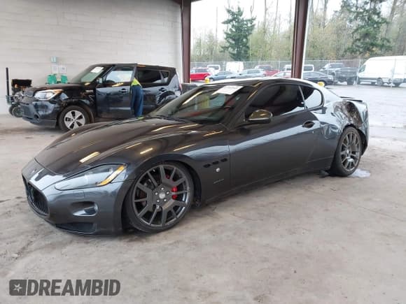✅ 2008 Maserati GranTurismo • VIN: ZAMGJ45A480038634 • Lot: 43764545. Listed on IAAI with 48,735 mi. Free auction sales archive from the USA and detailed vehicle history report at DreamBid. Image 17.