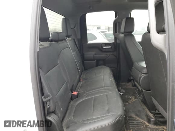 ✅ 2022 Chevrolet Silverado 2500HD • VIN: 1GB5YLE71NF335721 • Lot: 93628005. Wystawiony na Copart z przebiegiem 58 046 mil. Bezpłatny archiwum sprzedaży aukcyjnych z USA i szczegółowy raport historii pojazdu na DreamBid. Zdjęcie 10.