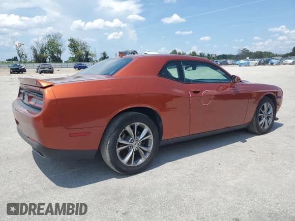 ✅ 2020 Dodge Challenger GT • VIN: 2C3CDZKG1LH247659 • Lot: 62242104. Wystawiony na Copart z przebiegiem 47 591 mil. Bezpłatny archiwum sprzedaży aukcyjnych z USA i szczegółowy raport historii pojazdu na DreamBid. Zdjęcie 3.