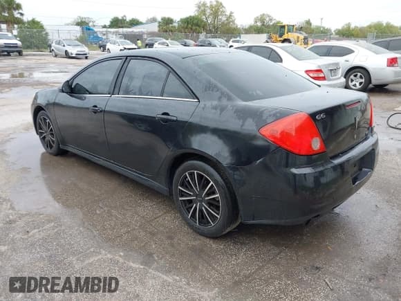 ✅ 2010 Pontiac G6 1SB • VIN: 1G2ZA5E0XA4104374 • Lot: 41682716. Wystawiony na IAAI z przebiegiem 161 624 mil. Bezpłatny archiwum sprzedaży aukcyjnych z USA i szczegółowy raport historii pojazdu na DreamBid. Zdjęcie 3.