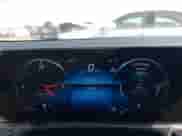 2023 Mercedes-Benz CLA 250 z VIN W1K5J4GB5PN416145, wystawiony jako IAAI lot #42619892 z przebiegiem 16 684 mil mil oraz . Historia ofert i sprzedaży dostępna na DreamBid. Obrazek 7.