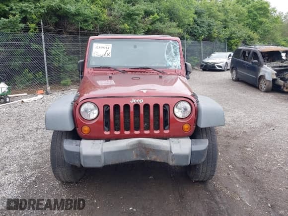 ✅ 2008 Jeep Wrangler Unlimited X • VIN: 1J4GA39138L529925 • Lot: 42359214. Listed on IAAI with 147,368 mi. Free auction sales archive from the USA and detailed vehicle history report at DreamBid. Image 12.
