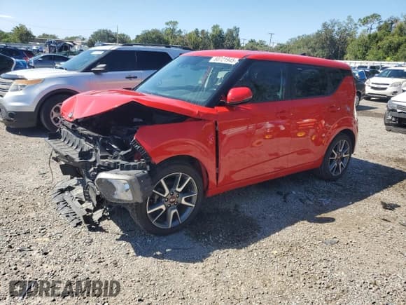✅ 2020 Kia Soul GT-Line • VIN: KNDJ63AUXL7016949 • Lot: 80721945. Listed on Copart with 99,789 mi. Free auction sales archive from the USA and detailed vehicle history report at DreamBid. Image 1.