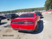 ✅ 2018 Dodge Challenger SXT Plus • VIN: 2C3CDZAG9JH314622 • Lot: 43451590. Wystawiony na IAAI z przebiegiem 152 538 mil. Bezpłatny archiwum sprzedaży aukcyjnych z USA i szczegółowy raport historii pojazdu na DreamBid. Zdjęcie 4.