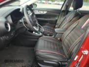 ✅ 2024 Kia Forte LXS • VIN: 3KPF24AD5RE709699 • Lot: 90314825. Wystawiony na Copart z przebiegiem 13 956 mil. Bezpłatny archiwum sprzedaży aukcyjnych z USA i szczegółowy raport historii pojazdu na DreamBid. Zdjęcie 7.