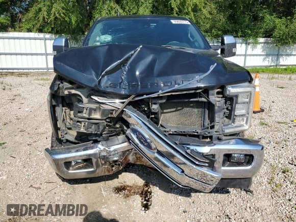 ✅ 2019 Ford F-250 XL • VIN: 1FT7W2BT4KEC56843 • Lot: 65622775. Listed on Copart with 186,795 mi. Free auction sales archive from the USA and detailed vehicle history report at DreamBid. Image 5.