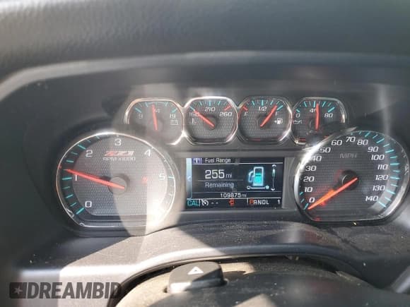 ✅ 2017 Chevrolet Silverado 2500HD LT • VIN: 1GC1KVEG4HF110138 • Lot: 71851005. Listed on Copart with 109,875 mi. Free auction sales archive from the USA and detailed vehicle history report at DreamBid. Image 9.