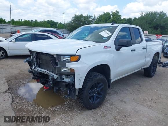 ✅ 2020 Chevrolet Silverado 1500 Custom Trail Boss • VIN: 1GCRYCEF2LZ364242 • Lot: 42206852. Listed on IAAI with 78,643 mi. Free auction sales archive from the USA and detailed vehicle history report at DreamBid. Image 2.