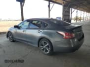 ✅ 2015 Nissan Altima 2.5 • VIN: 1N4AL3AP4FN915802 • Лот: 92715945. Опубликован ранее на Copart с пробегом 165 437 миль. Бесплатный доступ к архиву аукционных продаж из США и подробный отчёт об истории автомобиля на DreamBid. Изображение 2.