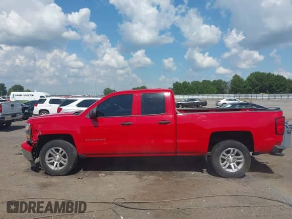 2014 Chevrolet Silverado 1500 LT with VIN 1GCRCREH8EZ140298, listed as a IAAI auction lot 42584544 with 74,767 mi miles and . Bid and sale history available at DreamBid. Image 14.