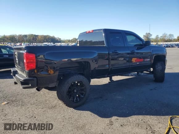 ✅ 2016 Chevrolet Silverado 1500 LT • VIN: 1GCVKREC9GZ299680 • Лот: 82275145. Опубликован ранее на Copart с пробегом 135 525 миль. Бесплатный доступ к архиву аукционных продаж из США и подробный отчёт об истории автомобиля на DreamBid. Изображение 3.
