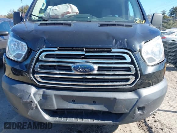 ✅ 2017 Ford Transit XL • VIN: 1FBZX2ZM1HKB13397 • Lot: 41647229. Wystawiony na IAAI z przebiegiem 74 549 mil. Bezpłatny archiwum sprzedaży aukcyjnych z USA i szczegółowy raport historii pojazdu na DreamBid. Zdjęcie 6.