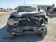 ✅ 2021 Ford Bronco • VIN: 1FMEE5DP8MLA91160 • Lot: 64061855. Wystawiony na Copart z przebiegiem 60 515 mil. Bezpłatny archiwum sprzedaży aukcyjnych z USA i szczegółowy raport historii pojazdu na DreamBid. Zdjęcie 5.