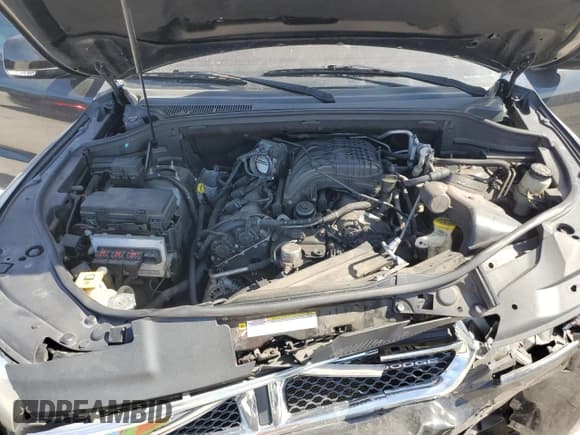 ✅ 2011 Dodge Durango Crew • VIN: 1D4RD4GG1BC633794 • Lot: 82196185. Wystawiony na Copart z przebiegiem 153 749 mil. Bezpłatny archiwum sprzedaży aukcyjnych z USA i szczegółowy raport historii pojazdu na DreamBid. Zdjęcie 12.