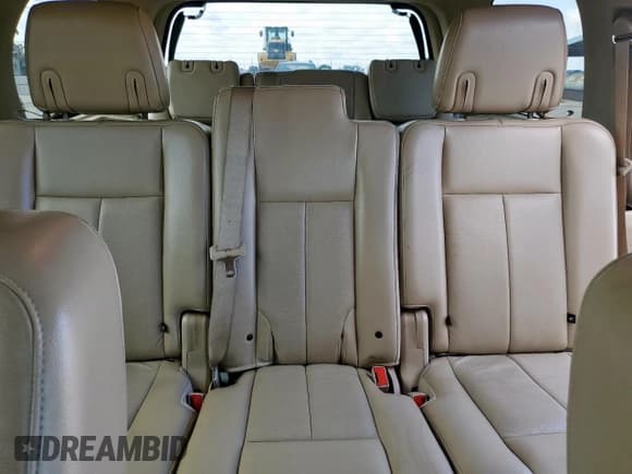 ✅ 2008 Ford Expedition Eddie Bauer • VIN: 1FMFU17598LA80524 • Lot: 56048805. Listed on Copart with 207,990 mi. Free auction sales archive from the USA and detailed vehicle history report at DreamBid. Image 10.