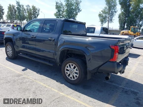 ✅ 2024 Toyota Tacoma SR • VIN: 3TYKD5HNXRT004789 • Lot: 42327359. Listed on IAAI with 16,892 mi. Free auction sales archive from the USA and detailed vehicle history report at DreamBid. Image 3.