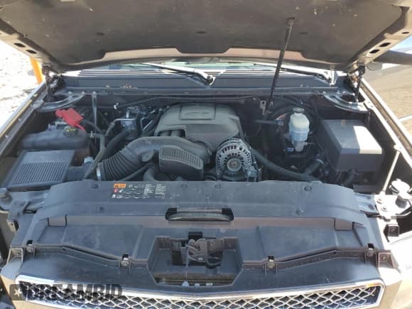 ✅ 2011 Chevrolet Tahoe LTZ • VIN: 1GNSKCE09BR308738 • Lot: 64103695. Listed on Copart with 229,767 mi. Free auction sales archive from the USA and detailed vehicle history report at DreamBid. Image 12.