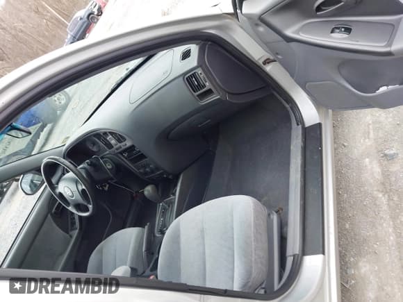 ✅ 2005 Hyundai Elantra GLS • VIN: KMHDN46D55U025542 • Lot: 41845802. Wystawiony na IAAI z przebiegiem 128 164 mil. Bezpłatny archiwum sprzedaży aukcyjnych z USA i szczegółowy raport historii pojazdu na DreamBid. Zdjęcie 5.