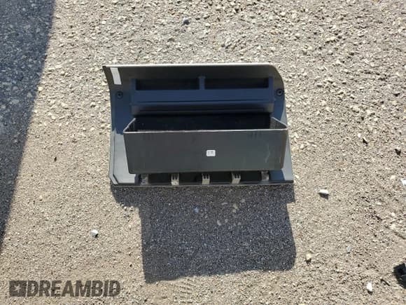 ✅ 2013 Ford Explorer Limited • VIN: 1FM5K8F85DGA79685 • Lot: 65715935. Wystawiony na Copart z przebiegiem 273 106 mil. Bezpłatny archiwum sprzedaży aukcyjnych z USA i szczegółowy raport historii pojazdu na DreamBid. Zdjęcie 12.