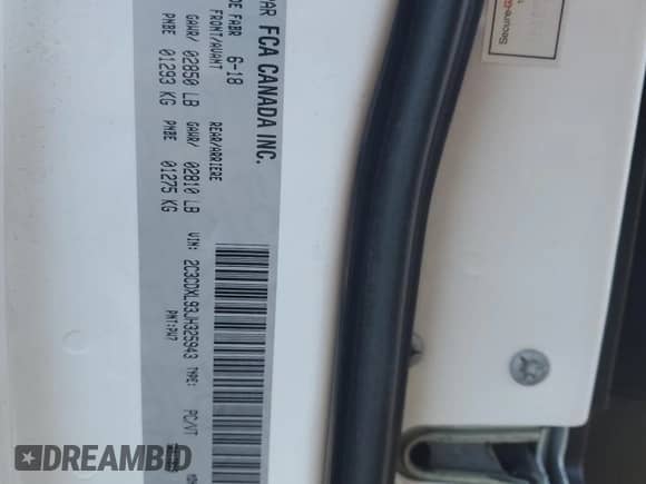 2018 Dodge Charger SRT Hellcat z VIN 2C3CDXL93JH325943, wystawiony jako Copart lot #85887005 z przebiegiem 34 682 mil mil oraz Czysty tytuł • Clean title. Historia ofert i sprzedaży dostępna na DreamBid. Obrazek 12.